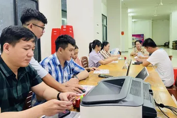 TPHCM: Thúc đẩy xây dựng chính quyền vì dân phục vụ