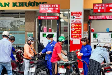 Giảm trung gian xăng dầu, tăng trách nhiệm đầu mối