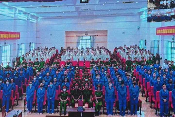 Ca sĩ Chi Dân bị đề nghị 7-8 năm tù trong vụ án VN10