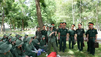 Giáo dục quốc phòng và an ninh là môn học chính khóa trong các trường THPT, đại học. Ảnh: MOET