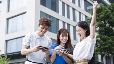 VinaPhone tặng giới trẻ học bổng 100 triệu đồng mùa tựu trường