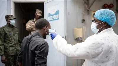 Đo thân nhiệt để kiểm dịch Ebola tại Goma, Cộng hòa Dân chủ Congo. Ảnh: XINHUA 