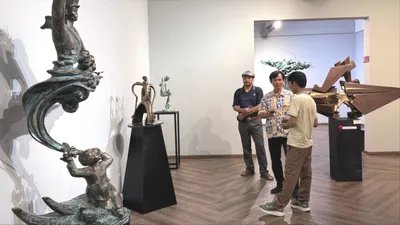 Điêu khắc TPHCM tìm hướng đi gắn với "siêu đô thị" 