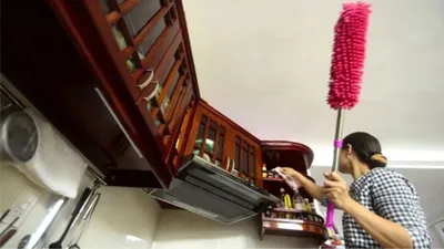 Trường hợp nào khi thuê người giúp việc theo giờ phải báo UBND cấp xã?