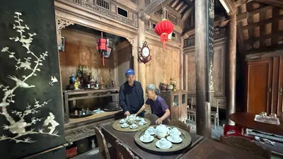 Căn nhà cổ tại làng cổ Lộc Yên (xã Thạnh Bình, TP Đà Nẵng) vẫn được người dân dùng để sinh hoạt, thờ tự nhiều đời nay. Ảnh: NGUYỄN CƯỜNG