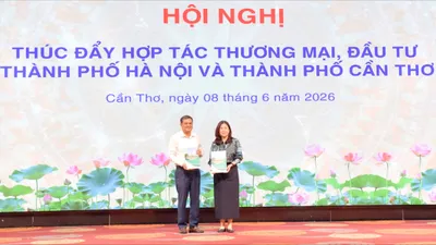 Hà Nội và Cần Thơ thúc đẩy hợp tác thương mại, đầu tư