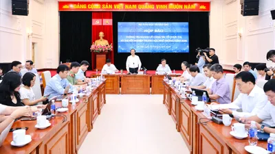 Toàn cảnh họp báo