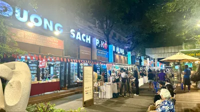 Giữ nghiêm “cánh cổng” xuất bản