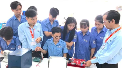 Đổi mới đào tạo để sát thị trường lao động