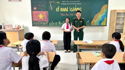 Nâng bước em đến trường