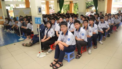 phụ huynh không giao xe, Phiên tòa, giả định, Bảy Hiền, giấy phép lái xe