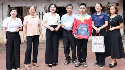 Tiếp sức ước mơ đến trường cho học sinh vùng cao Lạng Sơn
