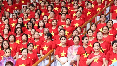 Chăm sóc sức khỏe góp phần nâng cao chất lượng dân số. Ảnh: THU TRANG