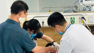 Bệnh viện Đa khoa Thường Tín (Hà Nội) tiếp nhận nhiều trường hợp nghi ngộ độc khí. Ảnh: BVCC