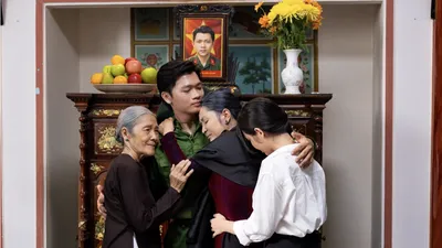  Viết tiếp câu chuyện tri ân “Dưới cờ Tổ quốc anh về”