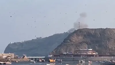 Houthi tấn công dinh Tổng thống Yemen