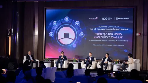 Toàn cảnh Tọa đàm “Kiến tạo nền móng - Khởi dựng tương lai” dành cho Khách hàng Ưu tiên VietinBank
