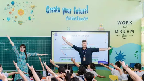 Nâng chất dạy học ngoại ngữ và tăng cường năng lực hội nhập