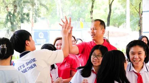 Đặc sắc những lớp học không biên giới