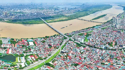 Hà Nội yêu cầu làm rõ các vấn đề thủy văn, thoát lũ khi triển khai dự án Trục đại lộ cảnh quan sông Hồng. Ảnh: TUẤN MINH