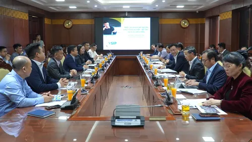 Thường trực Thành ủy Đà Nẵng làm việc với Tập đoàn VSIP Việt Nam về nghiên cứu dự án đầu tư xây dựng và kinh doanh kết cấu hạ tầng khu công nghiệp tại Khu công nghiệp - đô thị - dịch vụ Điện Tiến (phường Điện Bàn Bắc, TP Đà Nẵng)