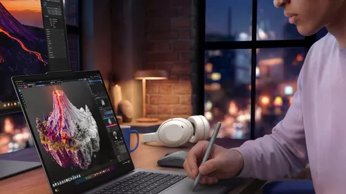 Lenovo Yoga Pro 7a dành cho nhà thiết kế số.