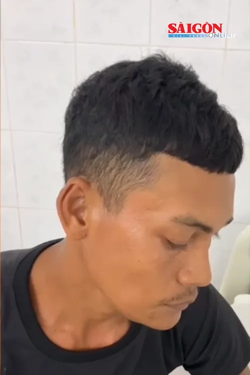 Liên quan vụ bạo hành bé trai 2 tuổi, tối 5-5, Cơ quan Cảnh sát điều tra, Công an TPHCM cho biết đã ra lệnh bắt khẩn cấp Nguyễn Thị Thanh Trúc (33 tuổi) và Danh Chơn (30 tuổi), cùng ngụ xã Hòa Hiệp, để điều tra về hành vi cố ý gây thương tích.