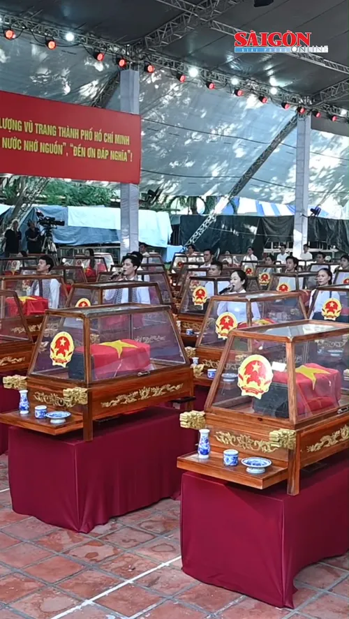 Giai điệu “Bài ca không quên” vang lên trong buổi tổng duyệt lễ viếng, truy điệu và an táng hài cốt liệt sĩ tại Công viên Lê Thị Riêng sáng 12-10