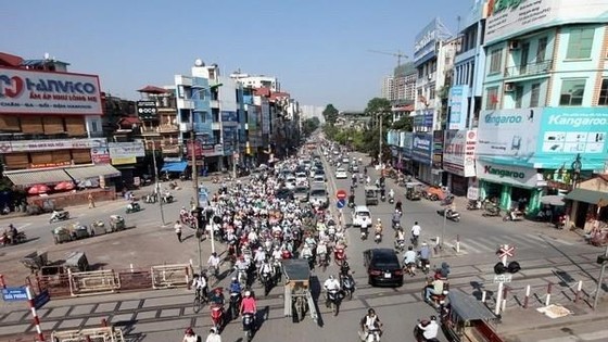 Đoạn đầu đường Trường Chinh-Ngã Tư Vọng thuộc dự án xây dựng đường vành đai 2. (Ảnh: Huy Hùng/TTXVN)