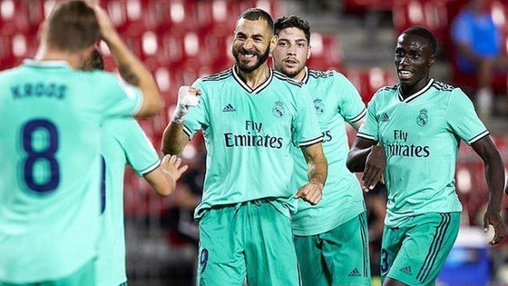 HLV Zinedine Zidane và các học trò đã tiến sát danh hiệu La Liga. Ảnh: Getty Images