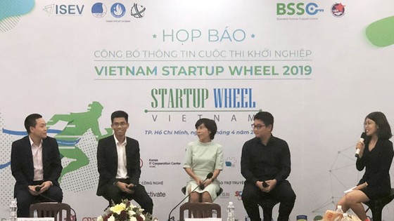 Họp báo giới thiệu về cuộc thi.