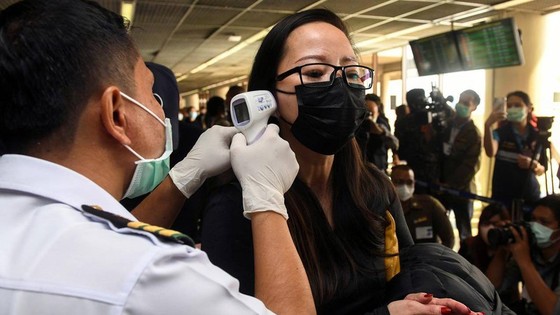 Nếu Covid-19 bắt đầu lan rộng ra cộng đồng tại Mỹ, giới chức y tế nước này có thể sẽ yêu cầu đóng cửa các trường học và doanh nghiệp. Ảnh minh họa: Reuters