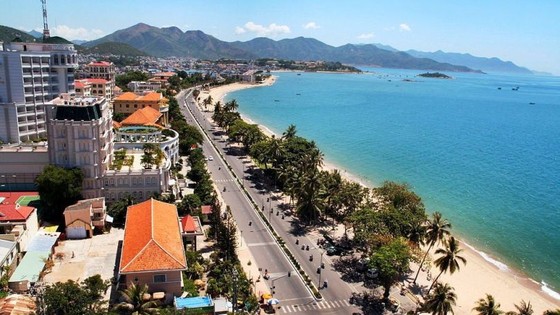 Bãi biển Trần Phú, Nha Trang.