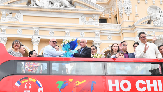 Khai trương chuyến xe kỷ niệm 50 năm Lãnh tụ Cuba Fildel Castro đến thăm Việt Nam