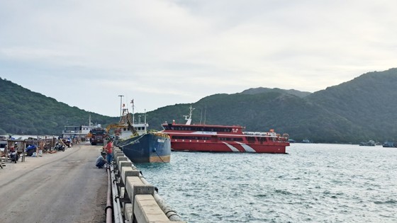 Cân bằng phát triển du lịch với bảo tồn hệ sinh thái ở Côn Đảo