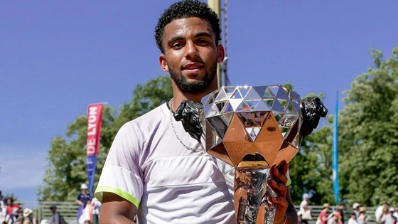 Fils giành danh hiệu đầu tay ở Lyon, nhưng anh chưa đủ trở thành Niềm hy vọng của nước Pháp tại Roland Garros 2023