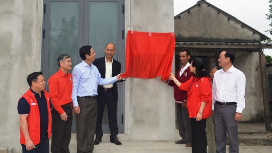 Khánh thành và bàn giao 100 nhà ở cho ngư dân có hoàn cảnh khó khăn