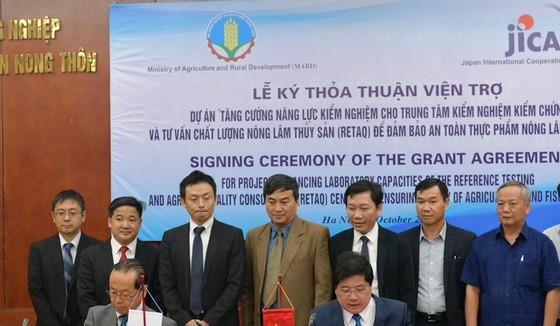 At the signing ceremony (photo: SGGP)