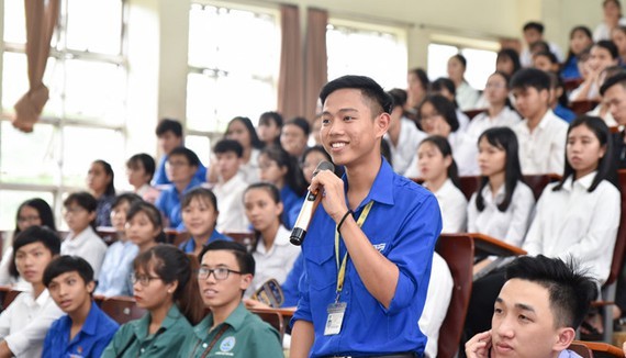Students eligible to ask for US$107 monthly (Photo: SGGP)