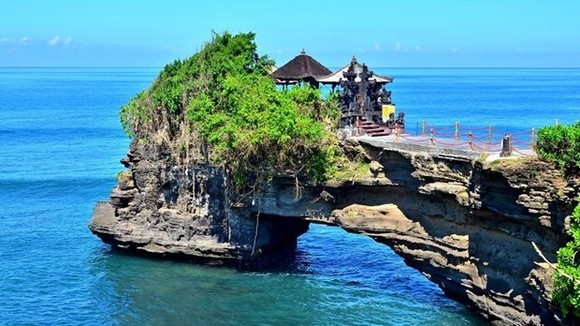 Tanah Lot in Bali is considered as one of the most popular destinations in Indonesia. (Photo: Jakarta Post)