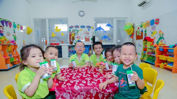 Cho đến năm học 2018-2019, quy mô chương trình SHĐ được mở rộng ra phạm vi toàn TP. Đà Nẵng với sự tham gia của 330 trường học, cơ sở giáo dục với số lượng trẻ tham gia uống sữa là hơn 47.000 trẻ em