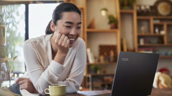Yoga S740 của Lenovo