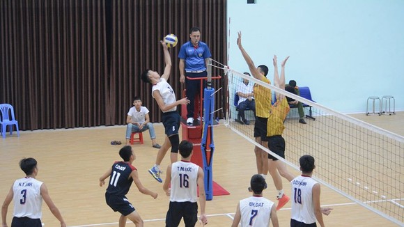 Sân chơi phong trào TTSportPro League ngày càng thu hút nhiều đội bóng ở Hà Nội tham gia.