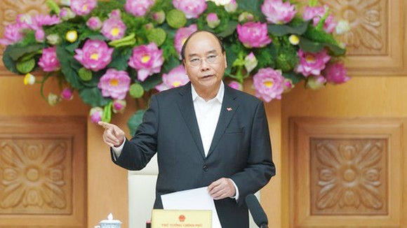 Thủ tướng nêu rõ, chưa có cơ sở để điều chỉnh các chỉ tiêu vĩ mô, tăng trưởng