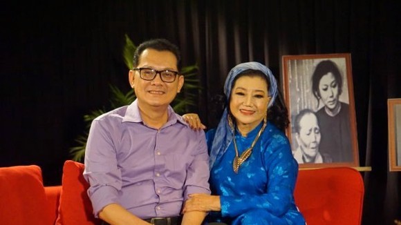 NSND Kim Cương và NSƯT Hữu Châu trong chương trình Chuyện về những vở diễn một thời