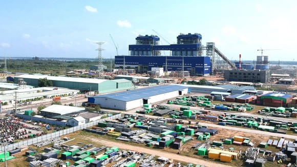 Nhà máy nhiệt điện Sông Hậu 1 đang đẩy nhanh tiến độ đưa 1.200MW vào lưới điện quốc gia. Ảnh: CAO THĂNG