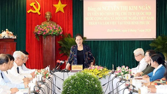 Chủ tịch Quốc hội Nguyễn Thị Kim Ngân phát biểu tại buổi làm việc. Ảnh: TTXVN