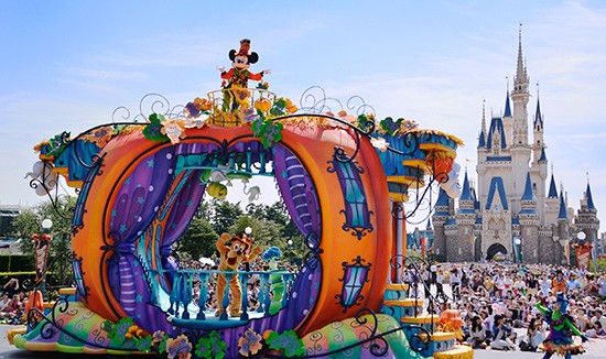 Hàng năm, lễ hội Halloween ở Tokyo Disneyland tập trung hàng chục ngàn người tham gia
