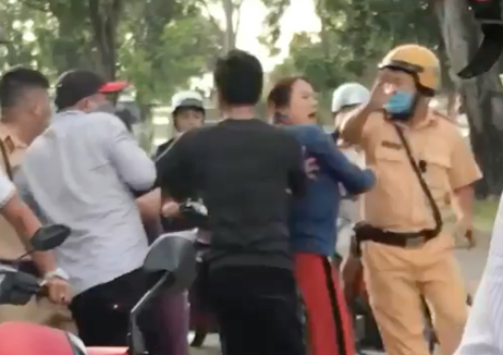 Hình ảnh vụ việc cắt từ clip