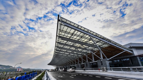 Sân bay Vân Đồn là 1 trong 3 sân bay được chỉ định đón người về từ vùng dịch tại Hàn Quốc